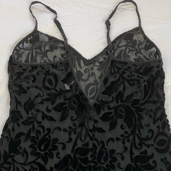 Y2K Black silk velvet burnout chemise, Victoria’s Secret size M - Picture 6 of 14